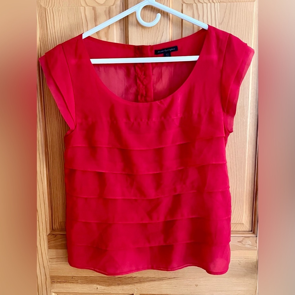 American Eagle Pink Tiered Ruffle Cap Sleeve Blouse Button Back Top Chiffon Med